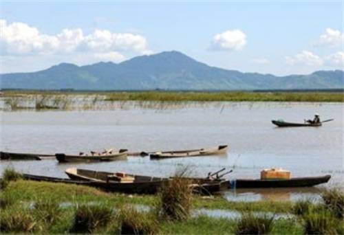 9 hồ nước nổi tiếng nhất Việt Nam